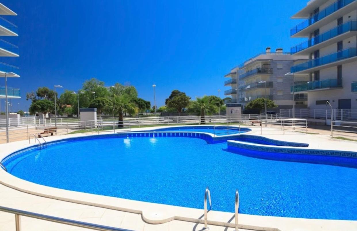 شقة Apartamento A 200 M Del Mar كامبريلس المظهر الخارجي الصورة