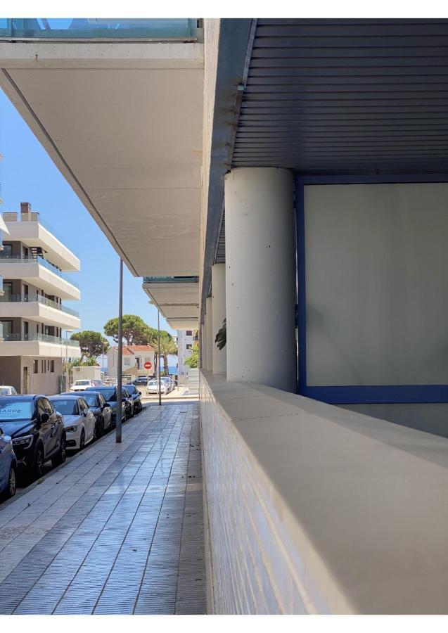 شقة Apartamento A 200 M Del Mar كامبريلس المظهر الخارجي الصورة